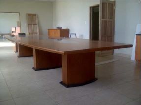 Automotive industry - Baordroom table